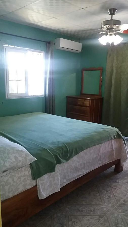 Nicol Aparment Lägenhet Bocas del Toro Exteriör bild